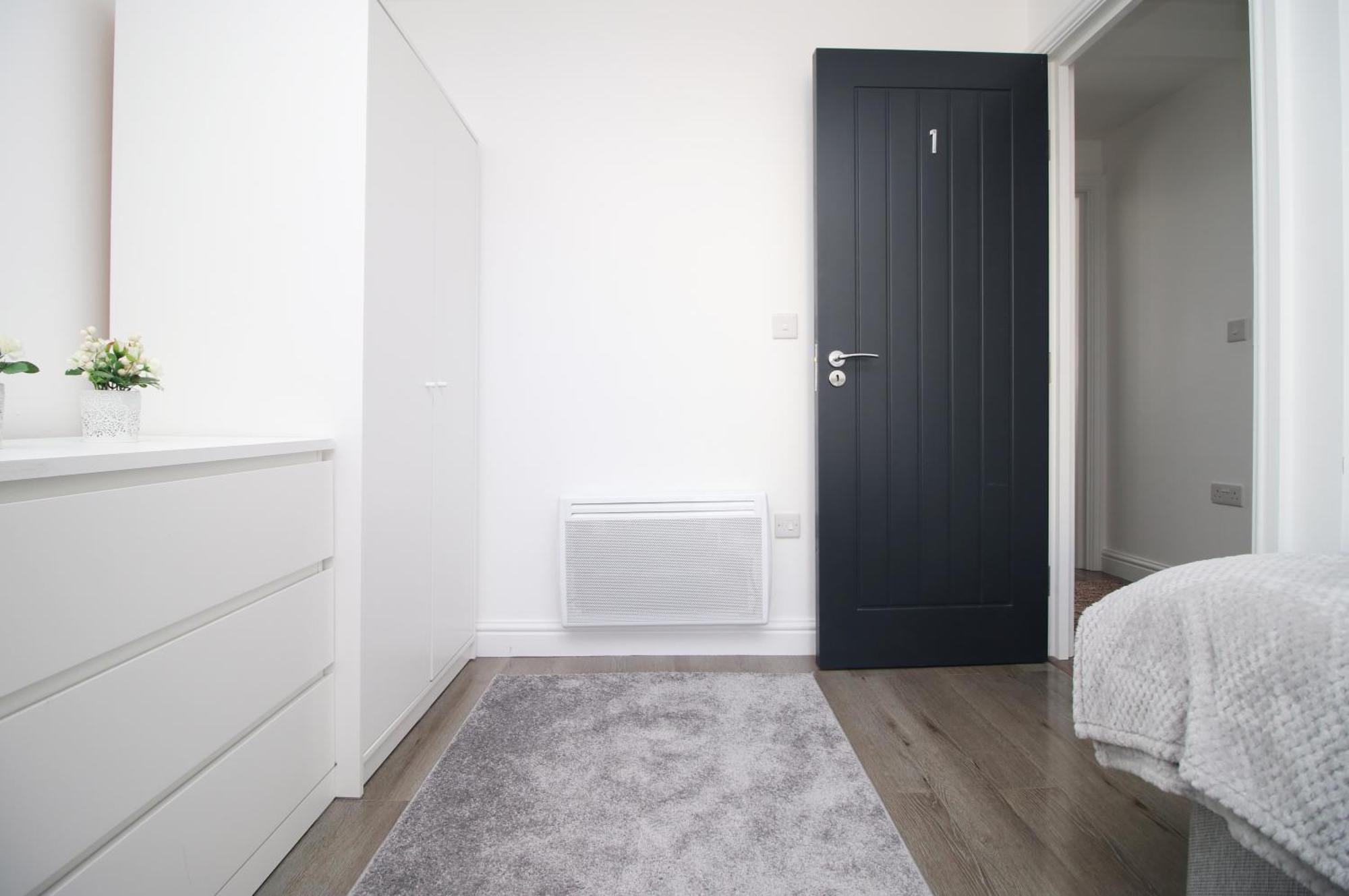 Modern Guesthouse, Fast Wi-Fi, Street Free Parking, Central, Fully Equipped Cardiff Exterior foto